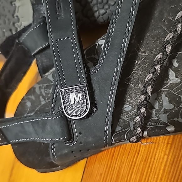 Merrell sandals - Picture 1 of 5